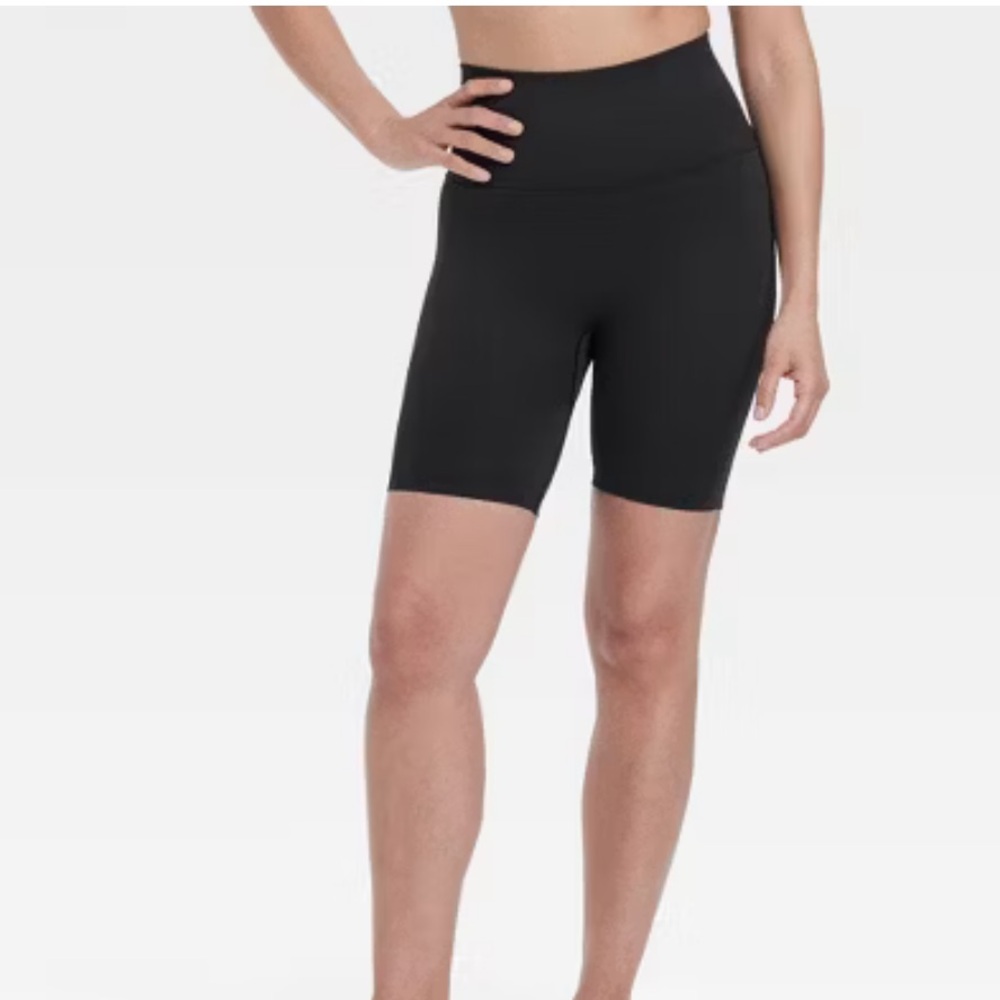All in motion. Black Biker Shorts. Size Small very good used condition. Ins 7”
